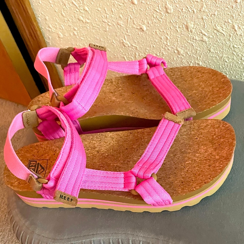 Reef Platform Sandals